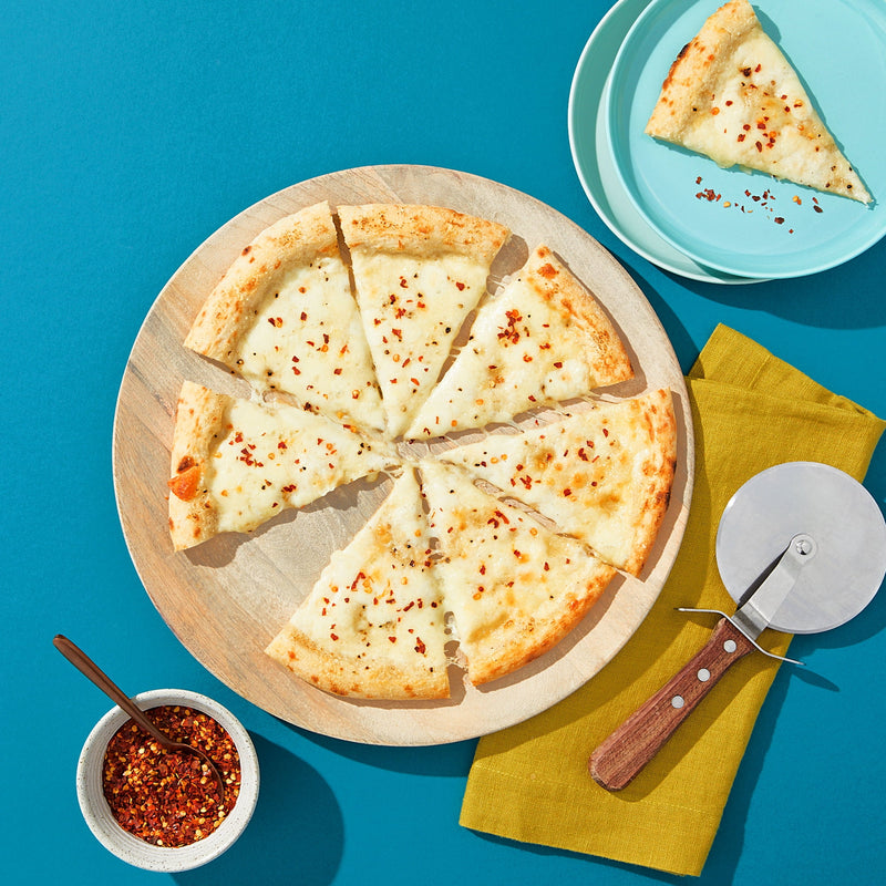 bettergoods Italian Wood-Fired Five Cheese Pizza, 15.6 oz (Frozen) — photo 2