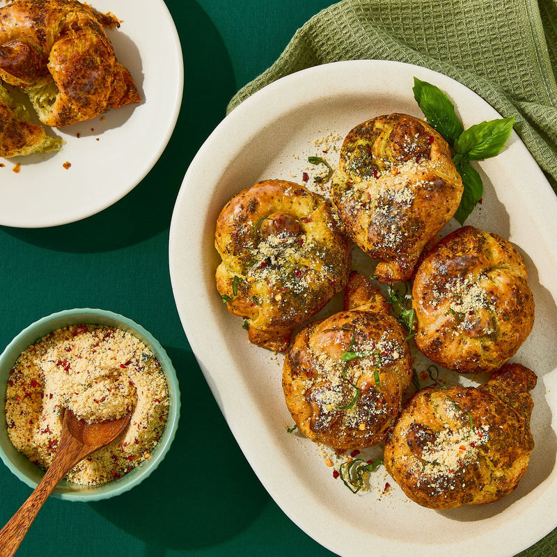 bettergoods Basil Pesto Hand Tied Croissant Knots, Garlic Filled, 12 oz, 6 Count (Frozen) — photo 3